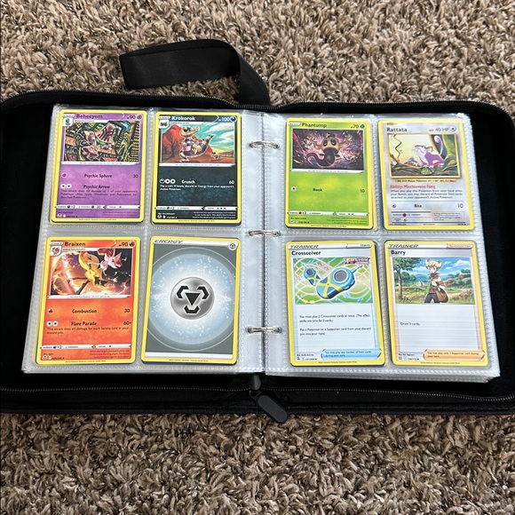 Pikachu Card Binder - Picture 13 of 16